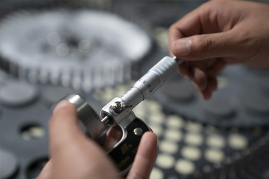 探讨加工端面用超硬研磨盘的典型应用